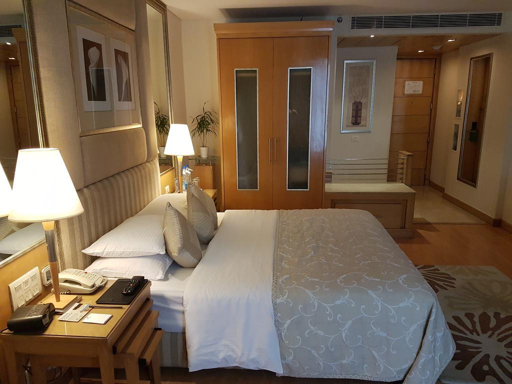 Park Plaza Hotel